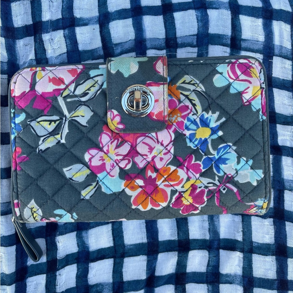 Vera Bradley wallet